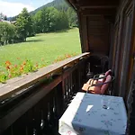 Haus Waldblick * Weissensee