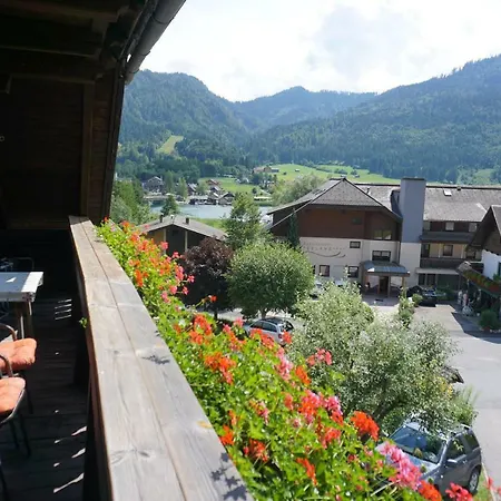 Haus Waldblick شقة