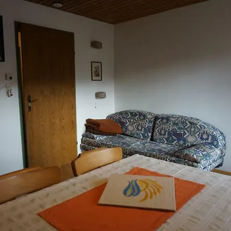 Haus Waldblick شقة