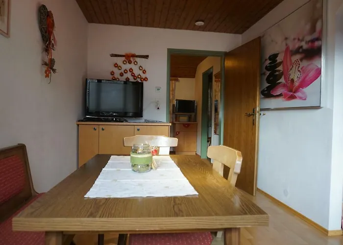 דירה Haus Waldblick *